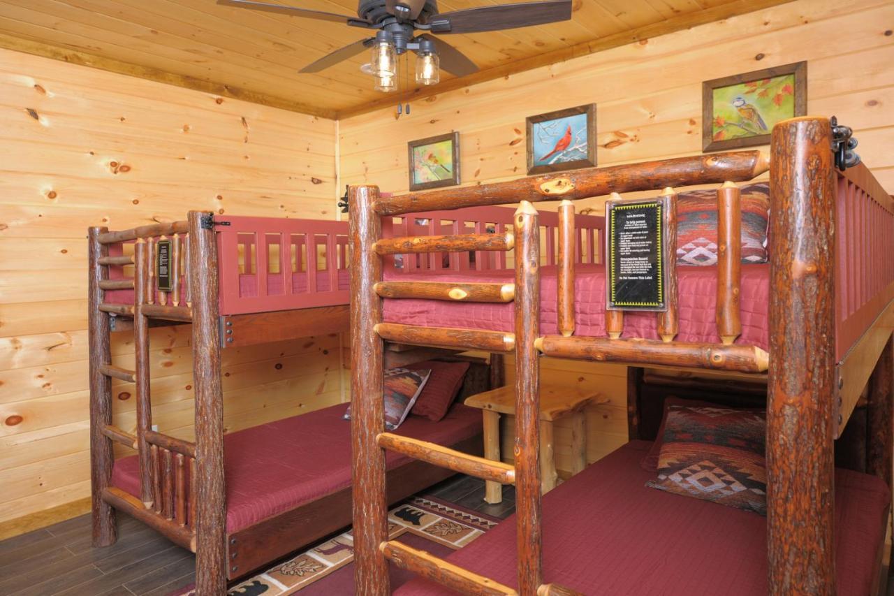 Ridge View Lodge Nature And Mountain View - Hot Tub - Firepit - Yard - Games جاتلينبرج المظهر الخارجي الصورة