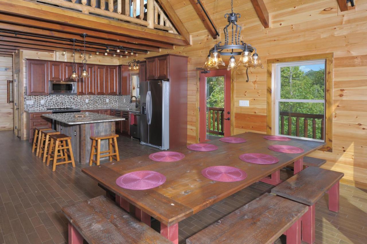 Ridge View Lodge Nature And Mountain View - Hot Tub - Firepit - Yard - Games جاتلينبرج المظهر الخارجي الصورة