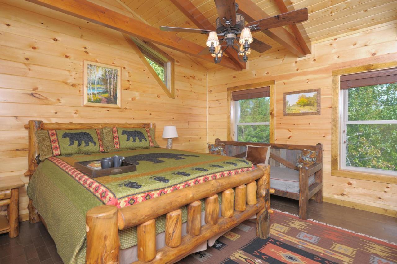 Ridge View Lodge Nature And Mountain View - Hot Tub - Firepit - Yard - Games جاتلينبرج المظهر الخارجي الصورة