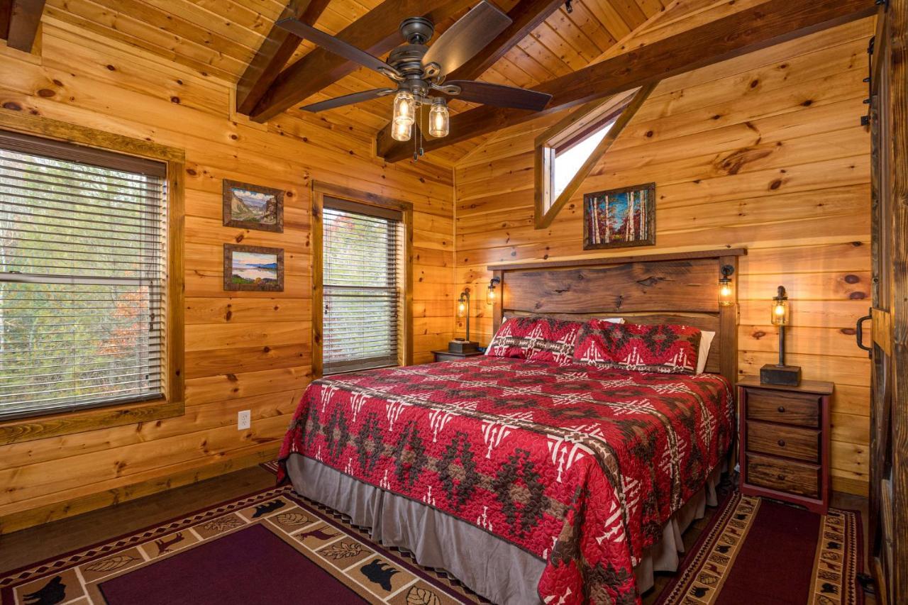 Ridge View Lodge Nature And Mountain View - Hot Tub - Firepit - Yard - Games جاتلينبرج المظهر الخارجي الصورة