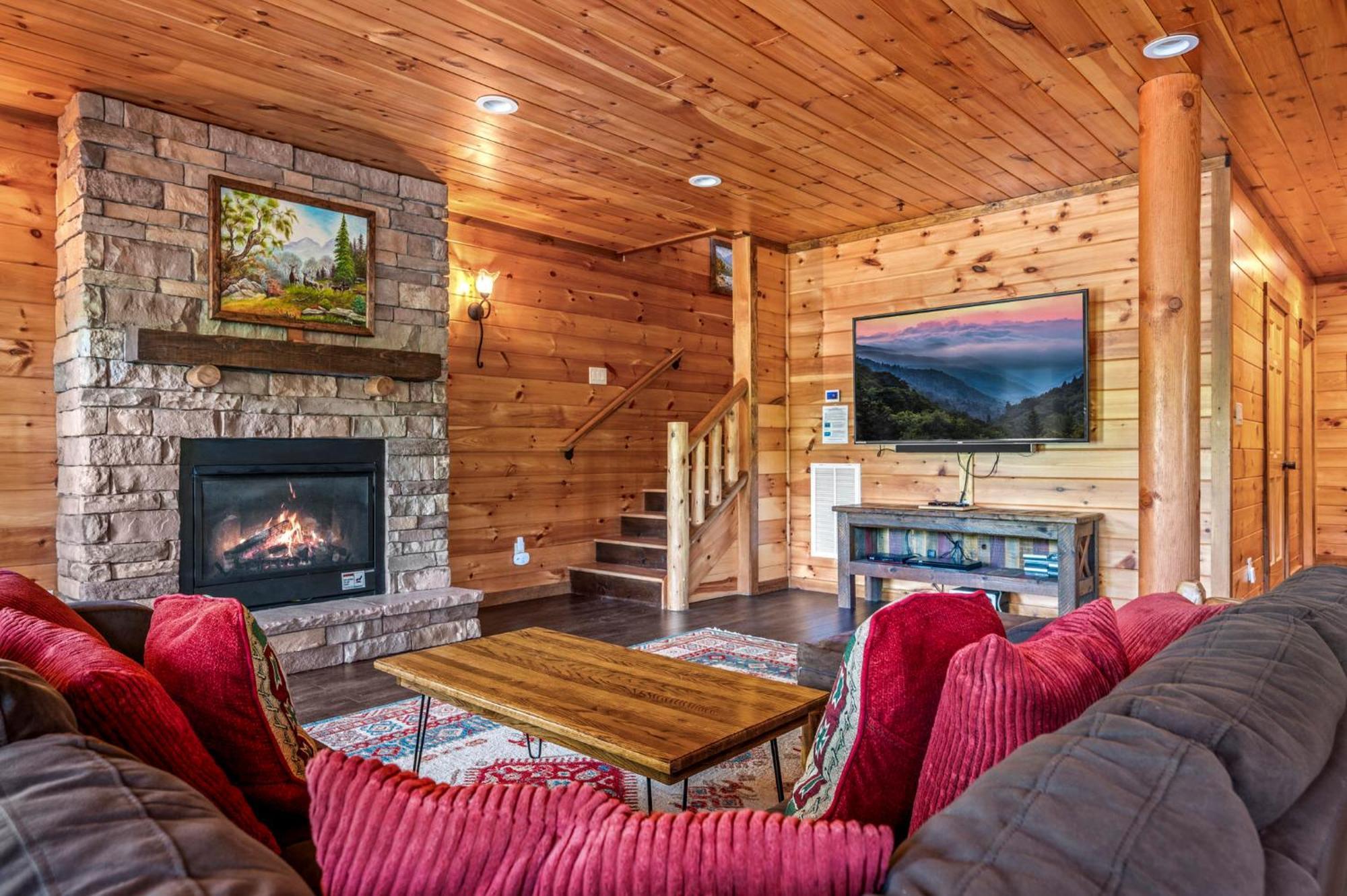Ridge View Lodge Nature And Mountain View - Hot Tub - Firepit - Yard - Games جاتلينبرج المظهر الخارجي الصورة